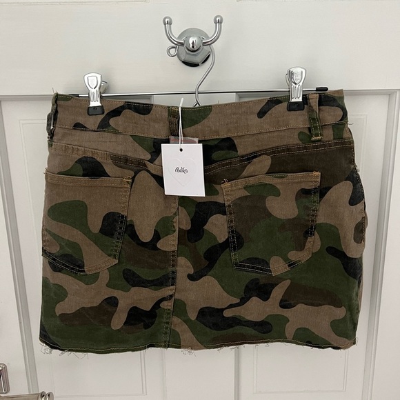 Adika Fierce Camouflage mini skirt (green and brown) - Picture 4 of 6